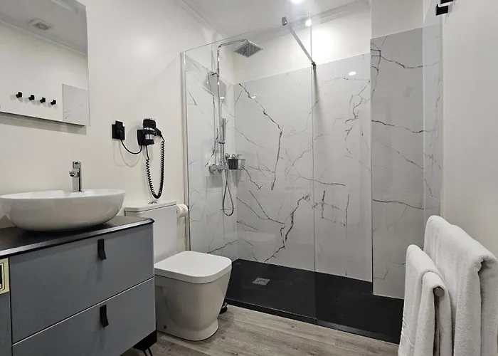 Moderno No Centro Do - Banana By Tropical Solutions *