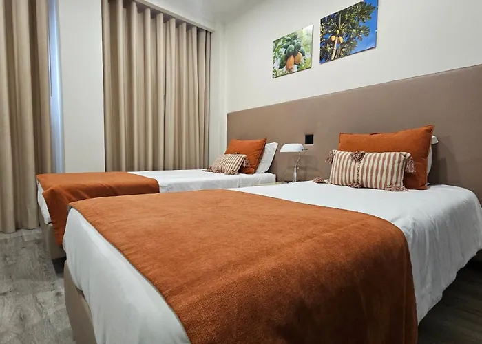 Moderno No Centro Do - Banana By Tropical Solutions *